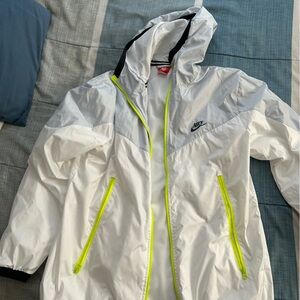 Nike Men’s White with Lime Zipper Windrunner, Men’s Medium